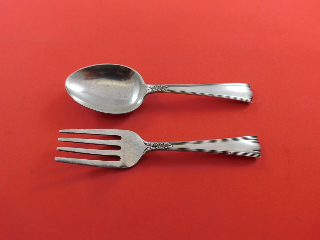 Lunt Sterling Silver Baby Set 2pc American Directoire Pattern: Lunt Sterling Silver Baby Set 2pc American Directoire Pattern This exquisite 2-piece baby set from Lunt features the elegant American Directoire pattern. Crafted from high-quality sterling silver, the