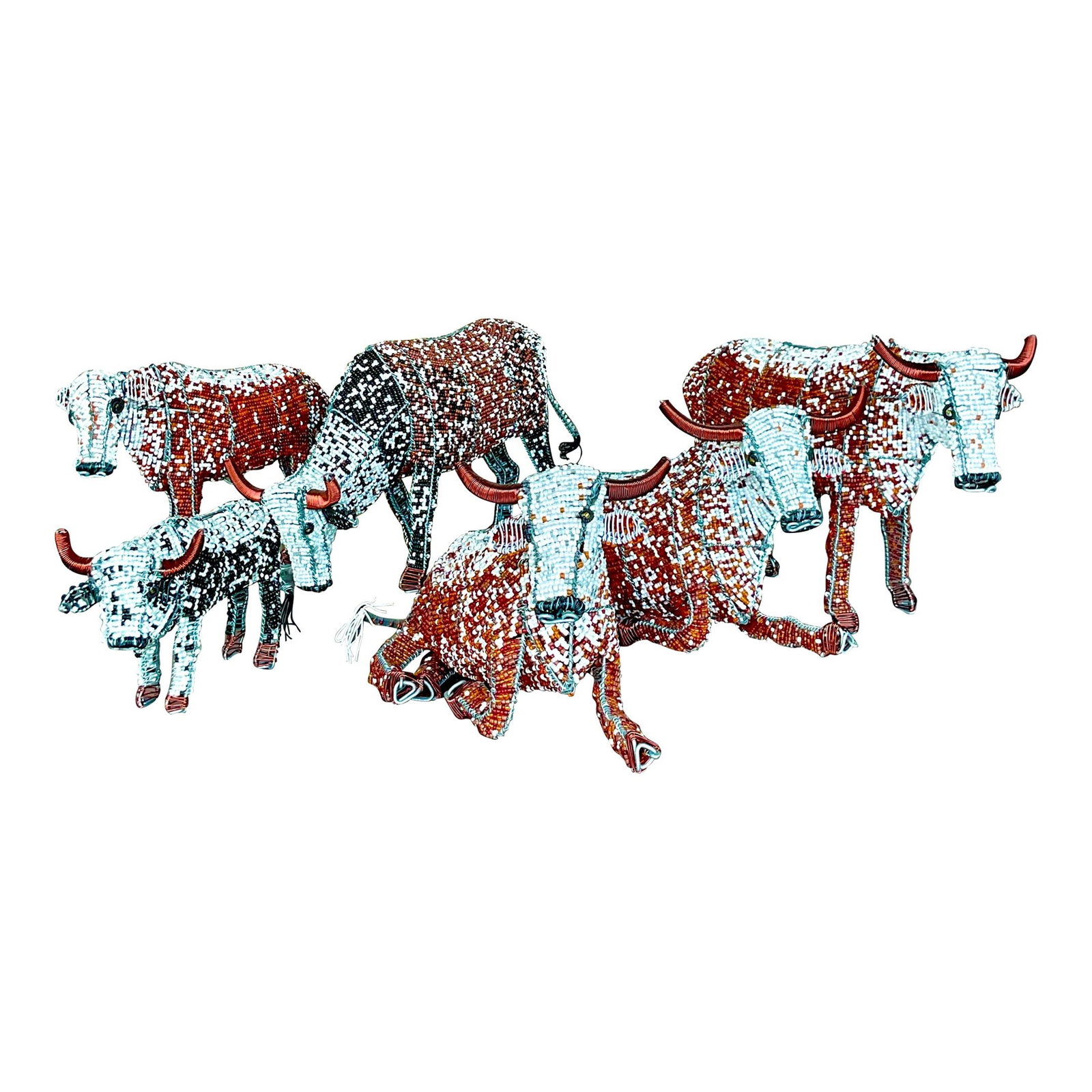 Set of 6 Vintage Boho Beaded Nguni Cattle Home Decor: Set of 6 Vintage Boho Beaded Nguni Cattle Home Decor Enhance your decor with this delightful set of six vintage Boho beaded Nguni cattle. Each piece features intricate beadwork, reflecting a unique bl
