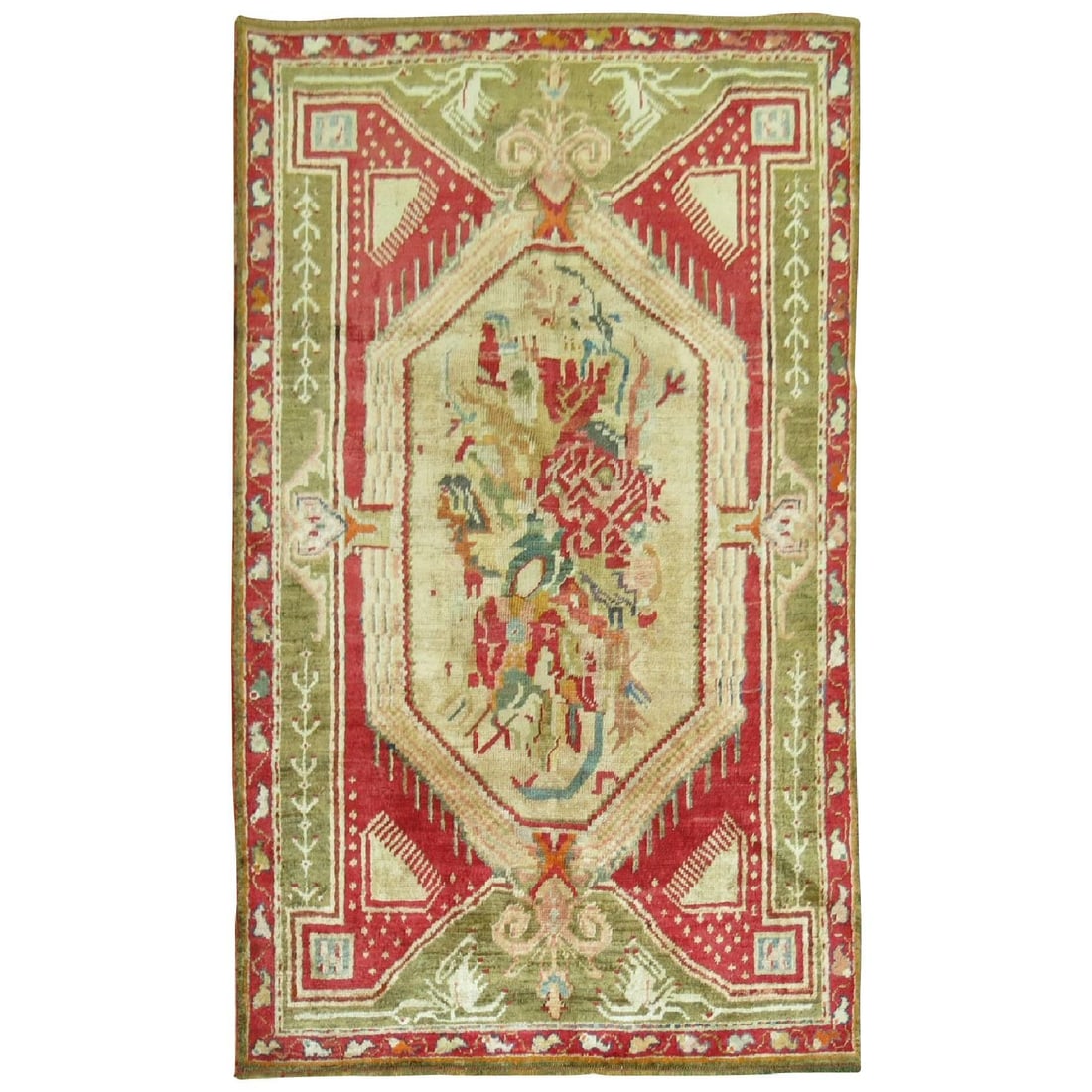 Antique Turkish Ghiordes Rug 47 x 72 Hand-Woven Wool Bessarabian Style: Antique Turkish Ghiordes Rug 47 x 72 Hand-Woven Wool Bessarabian Style Discover the exquisite beauty of this Antique Turkish Ghiordes Rug, a true masterpiece from the early 20th century. Hand-woven wi