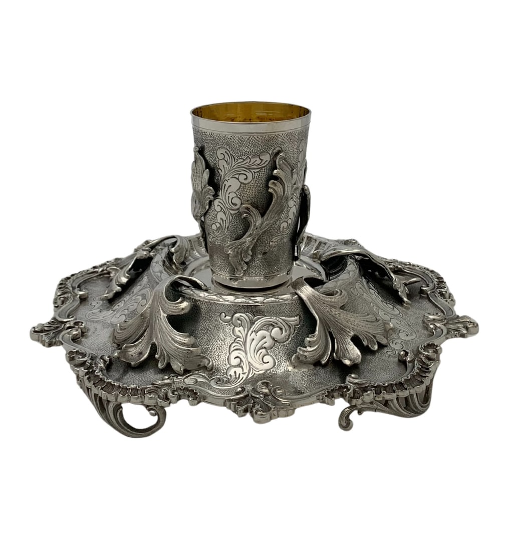 Italian 925 Sterling Silver Handmade Leaf Applique Cup & Tray Set: Italian 925 Sterling Silver Handmade Leaf Applique Cup & Tray Set Discover the elegance of this exquisite handmade cup and tray set, crafted from fine Italian 925 sterling silver. The set showcases or