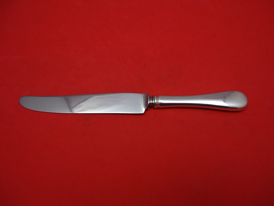 Windsor Pattern Sterling Silver Knife by Old Newbury Crafters 8 3/4": Windsor Pattern Sterling Silver Knife by Old Newbury Crafters 8 3/4" This exquisite knife features the elegant Windsor pattern by Old Newbury Crafters, crafted from high-quality sterling silver. Measu