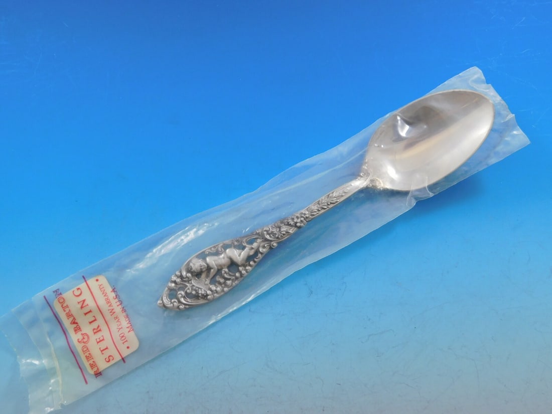 Dominick & Haff Labors of Cupid Sterling Silver Soup Spoon 7": Dominick & Haff Labors of Cupid Sterling Silver Soup Spoon 7" This exquisite place soup spoon is crafted from high-quality sterling silver and features the elegant "Labors of Cupid" pattern by Dominic