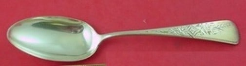 Gorham Antique Eng 8 Sterling Silver Serving Spoon 8.25 inches: Gorham Antique Eng 8 Sterling Silver Serving Spoon 8.25 inches This exquisite serving spoon by Gorham is crafted from high-quality sterling silver, featuring the elegant Antique Eng 8 pattern. Measuri