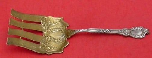 Durgin Du Barry Sterling Silver Gold Washed Asparagus Fork 9.5 inches: Durgin Du Barry Sterling Silver Gold Washed Asparagus Fork 9.5 inches This exquisite asparagus fork is crafted in sterling silver with a gold wash finish, featuring the elegant Du Barry pattern by Dur