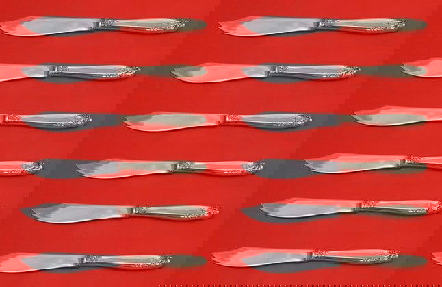 International Sterling Silver Prelude Fish Knife Set 12 pcs 8 1/4 in: International Sterling Silver Prelude Fish Knife Set 12 pcs 8 1/4 in This exquisite set of fish knives features the renowned Prelude pattern by International Sterling. Crafted from high-quality sterli