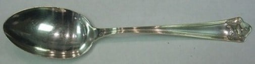 Whiting Pompeian Sterling Silver Serving Spoon 8.25 Inch Vintage: Whiting Pompeian Sterling Silver Serving Spoon 8.25 Inch Vintage This exquisite serving spoon features the Pompeian pattern by Whiting, crafted from high-quality sterling silver. Measuring 8 1/4 inche