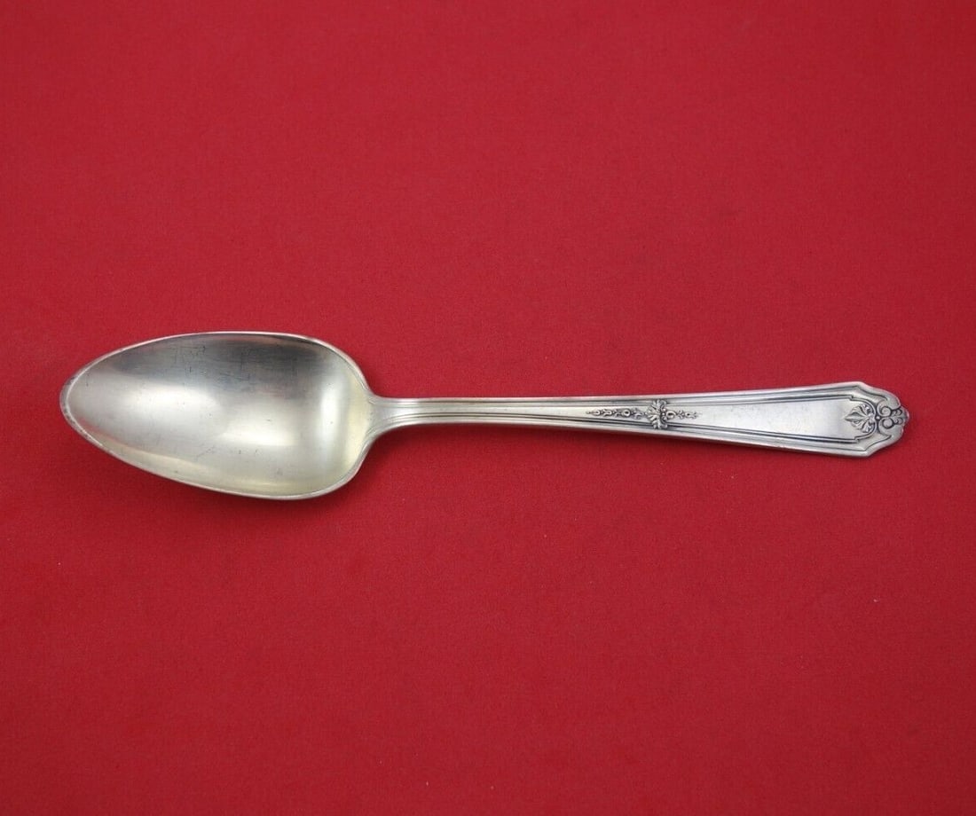 Alvin Gainsborough Sterling Silver 7 Inch Soup Spoon Flatware: Alvin Gainsborough Sterling Silver 7 Inch Soup Spoon Flatware This exquisite Gainsborough place soup spoon is crafted from high-quality sterling silver by the renowned maker Alvin. Measuring 7 inches