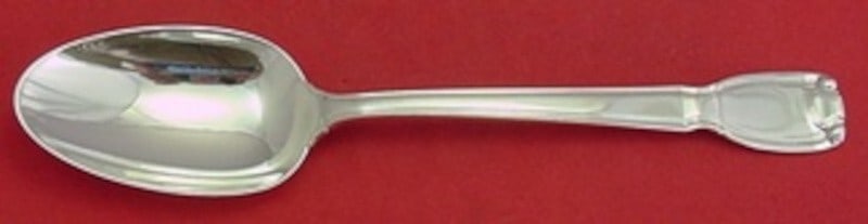 Tiffany & Co Castilian Sterling Silver Serving Spoon 8 5/8 inch: Tiffany & Co Castilian Sterling Silver Serving Spoon 8 5/8 inch This exquisite serving spoon from Tiffany & Co. features the elegant Castilian pattern, crafted from high-quality sterling silver. Measu