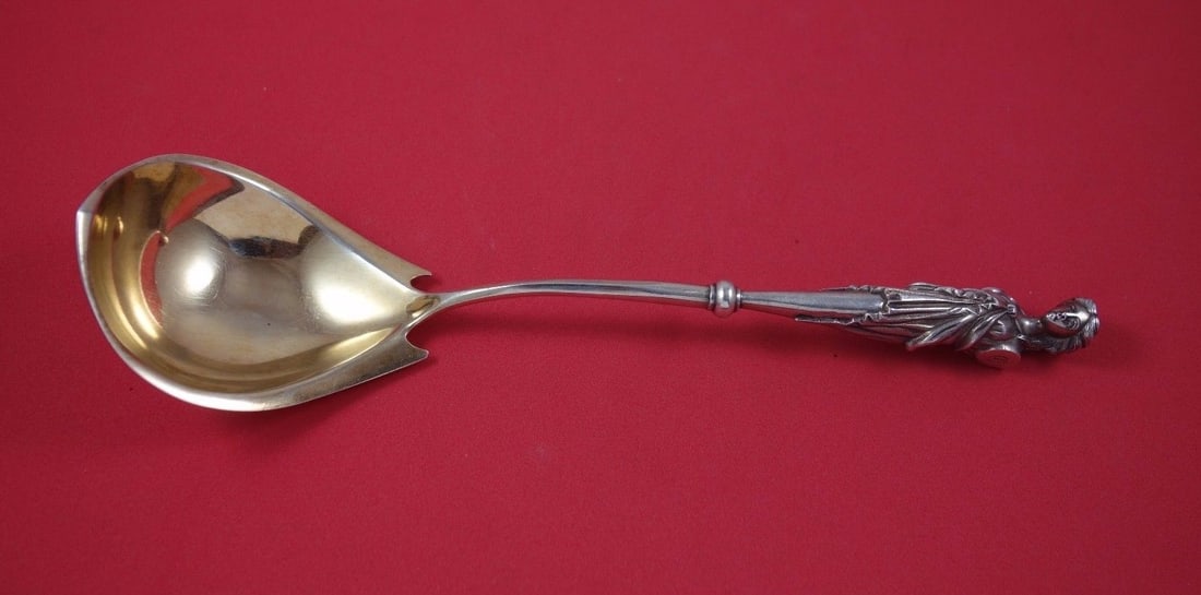 Wendt Sterling Silver Bust Oyster Ladle Gold Washed Figural 9.25 Inch: Wendt Sterling Silver Bust Oyster Ladle Gold Washed Figural 9.25 Inch This exquisite oyster ladle by Wendt is crafted from sterling silver and features a stunning gold wash finish. The figural design