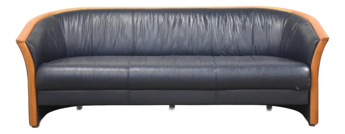 1960s Ekornes Stressless Teak Sofa Blue Leather Post-Modern Design: 1960s Ekornes Stressless Teak Sofa Blue Leather Post-Modern Design This stunning 1960s Ekornes Stressless sofa features a vibrant blue leather upholstery paired with a solid teak frame, embodying a po
