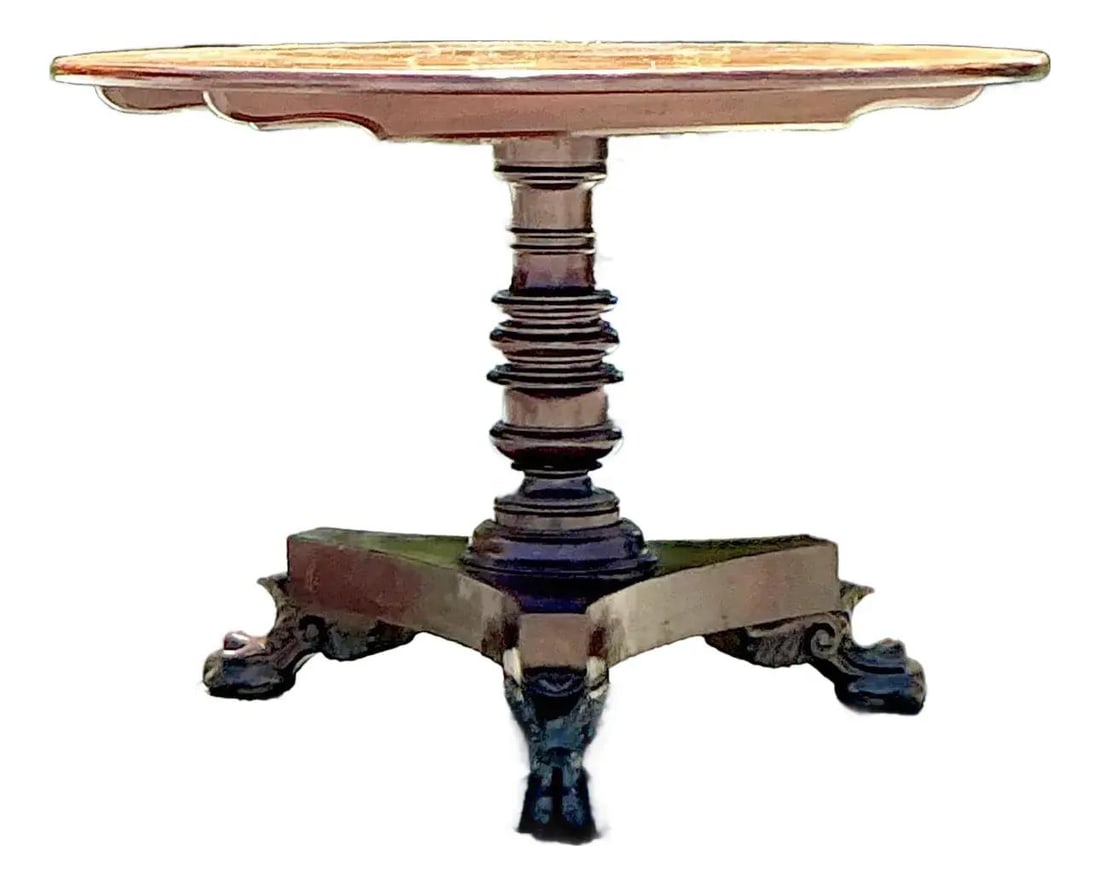 Elegant Vintage Regency Tilt Top Table with Pedestal Base: Elegant Vintage Regency Tilt Top Table with Pedestal Base Introducing a stunning Vintage Regency Tilt Top Table, a remarkable piece that beautifully showcases the elegance of the Regency period. This