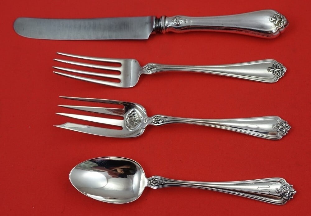 Whiting Duchess Sterling Silver 4-Pc Place Setting: Whiting Duchess Sterling Silver 4-Pc Place Setting Enhance your dining experience with this exquisite 4-piece place setting from the Duchess pattern by Whiting. Crafted from premium sterling silver, t