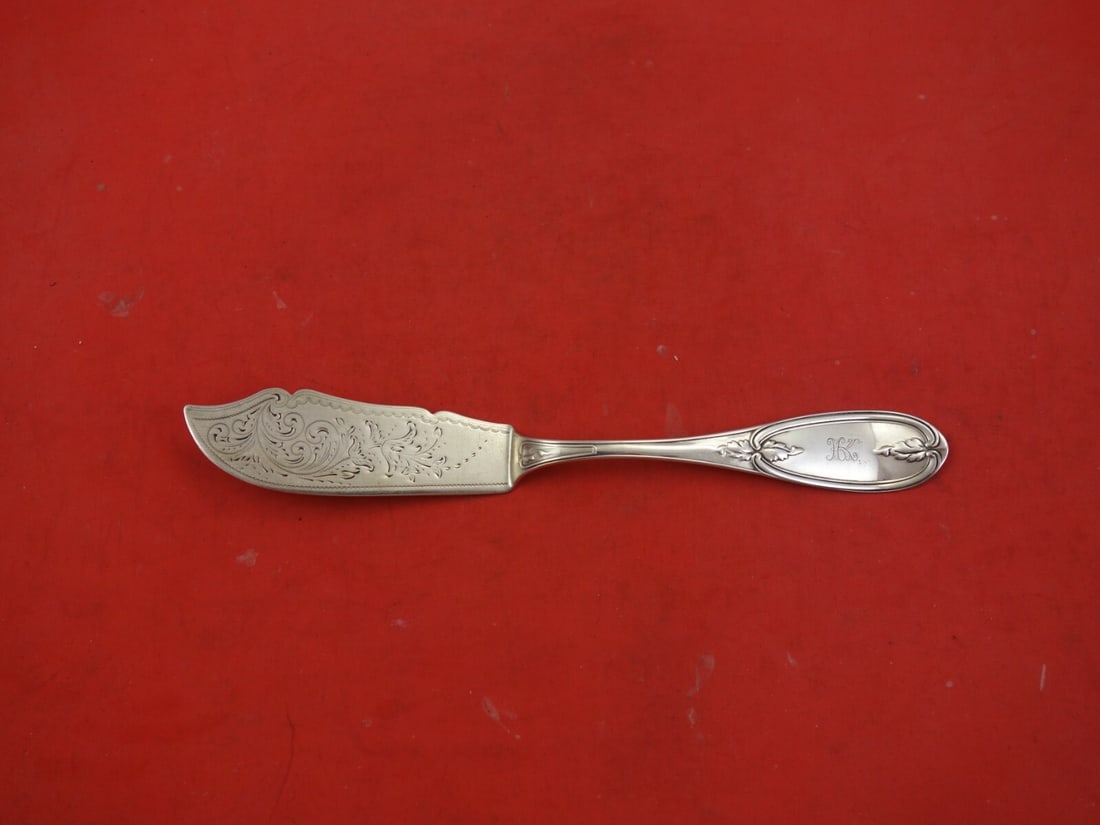 William Gale Olive Sterling Silver Master Butter Knife Engraved 7.5": William Gale Olive Sterling Silver Master Butter Knife Engraved 7.5" Enhance your dining experience with this exquisite Olive pattern flat handle master butter knife, crafted from sterling silver by W