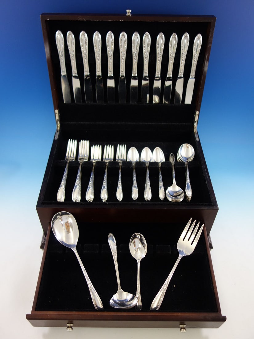 Oneida Virginian Sterling Silver Flatware Set for 12 64 Pieces with Storage Chest: Oneida Virginian Sterling Silver Flatware Set for 12 64 Pieces with Storage Chest Enhance your dining experience with the Virginian Sterling Silver Flatware Set by Oneida, designed to serve 12 people