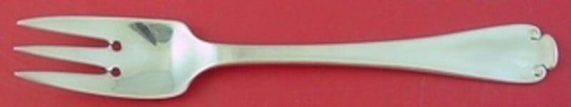 Tiffany & Co Flemish Sterling Silver Salad Fork 3-Tine 2-Hole 6.75 Inch: Tiffany & Co Flemish Sterling Silver Salad Fork 3-Tine 2-Hole 6.75 Inch This exquisite salad fork from Tiffany & Co. features the classic Flemish pattern, showcasing elegant craftsmanship typical of t