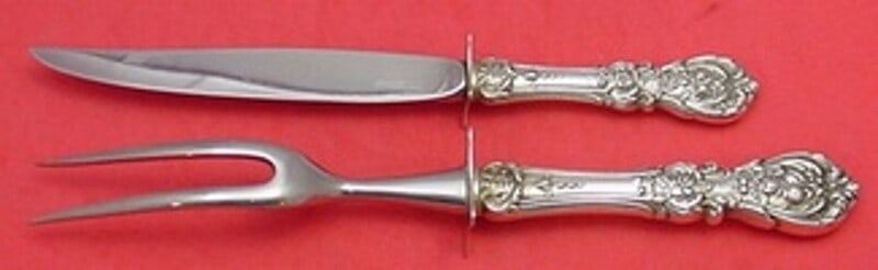 Reed and Barton Francis I Sterling Silver Carving Set 2-Piece: Reed and Barton Francis I Sterling Silver Carving Set 2-Piece This exquisite 2-piece roast carving set is crafted in the renowned Francis I pattern by Reed and Barton. Made from sterling silver with a