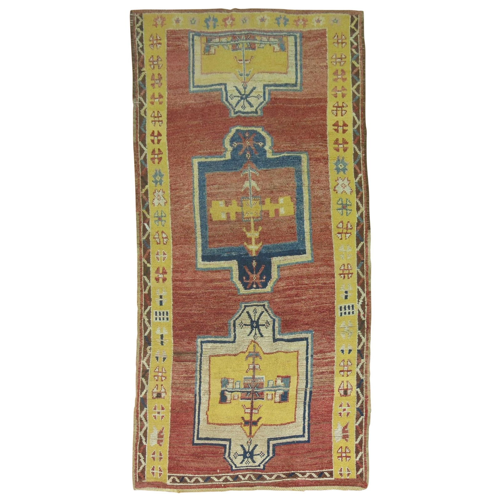 Vintage Turkish Anatolian Runner 59 x 140 Wool Hand-Woven Futurist Style: Vintage Turkish Anatolian Runner 59 x 140 Wool Hand-Woven Futurist Style This Vintage Turkish Anatolian Gallery Runner showcases an eclectic design with large medallions set against a rich rusty brown
