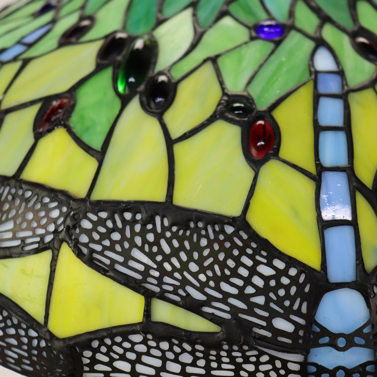 20th Century Arts & Crafts Dragonfly Stained Glass Table Lamp - 3