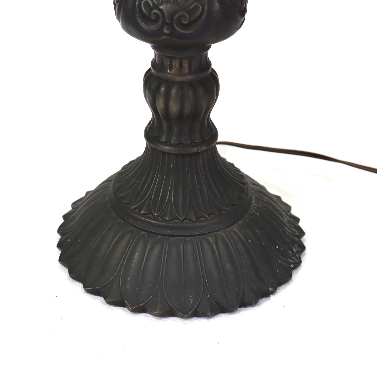 20th Century Arts & Crafts Dragonfly Stained Glass Table Lamp - 5