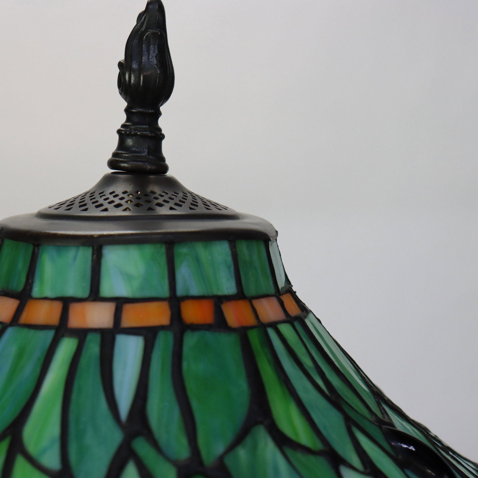20th Century Arts & Crafts Dragonfly Stained Glass Table Lamp - 9