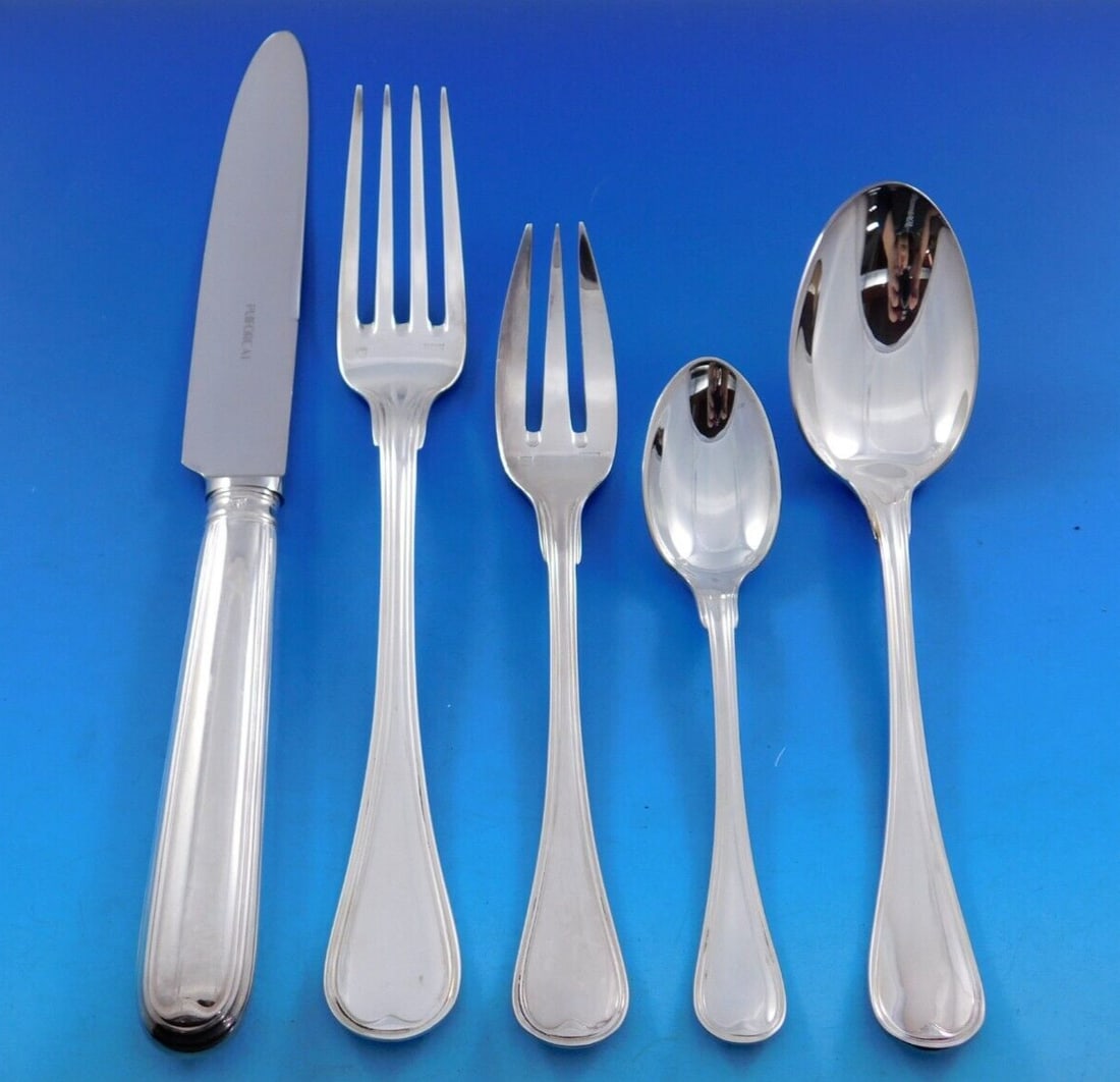 Puiforcat Consulat Silverplate Flatware Set 41 pcs with Storage Chest: Puiforcat Consulat Silverplate Flatware Set 41 pcs with Storage Chest Experience the elegance of the Consulat silverplate flatware set by Puiforcat, a renowned Parisian silversmith celebrated for its