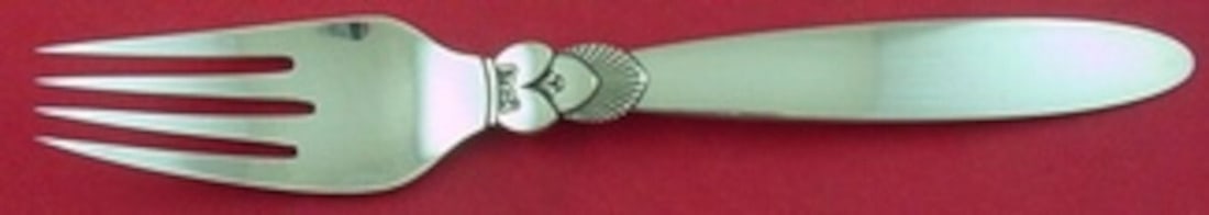 Georg Jensen Cactus Sterling Silver Luncheon Fork GI/GJ Mark 6.5": Georg Jensen Cactus Sterling Silver Luncheon Fork GI/GJ Mark 6.5" This exquisite luncheon fork from Georg Jensen showcases the iconic Cactus pattern, designed by renowned sculptor Gundolph Albertus in