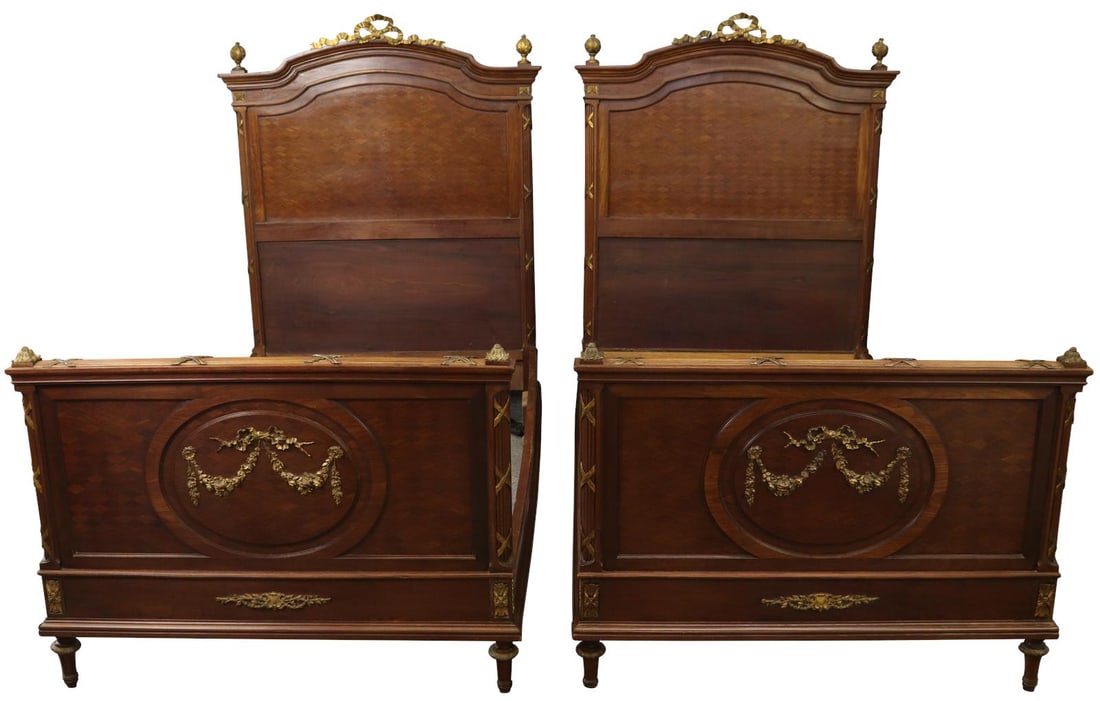 Elegant Louis XVI Mahogany Bed Set 1890 with Ormolu Details: Elegant Louis XVI Mahogany Bed Set 1890 with Ormolu Details Experience the elegance of the Louis XVI style with this sumptuous mahogany bed set from 1890. Crafted from premium mahogany and adorned wit