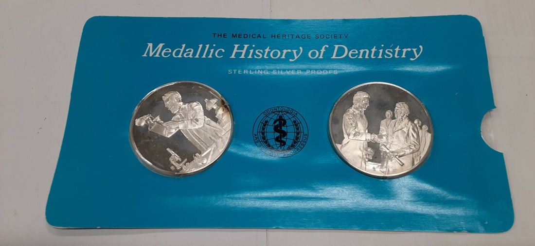 Sterling Silver Dentistry Proof Medal Pair Franklin Mint R Arthur and H Prinz: Sterling Silver Dentistry Proof Medal Pair Franklin Mint R Arthur and H Prinz This set features The Medallic History of Dentistry sterling silver proof medals by the Franklin Mint. Each card includes