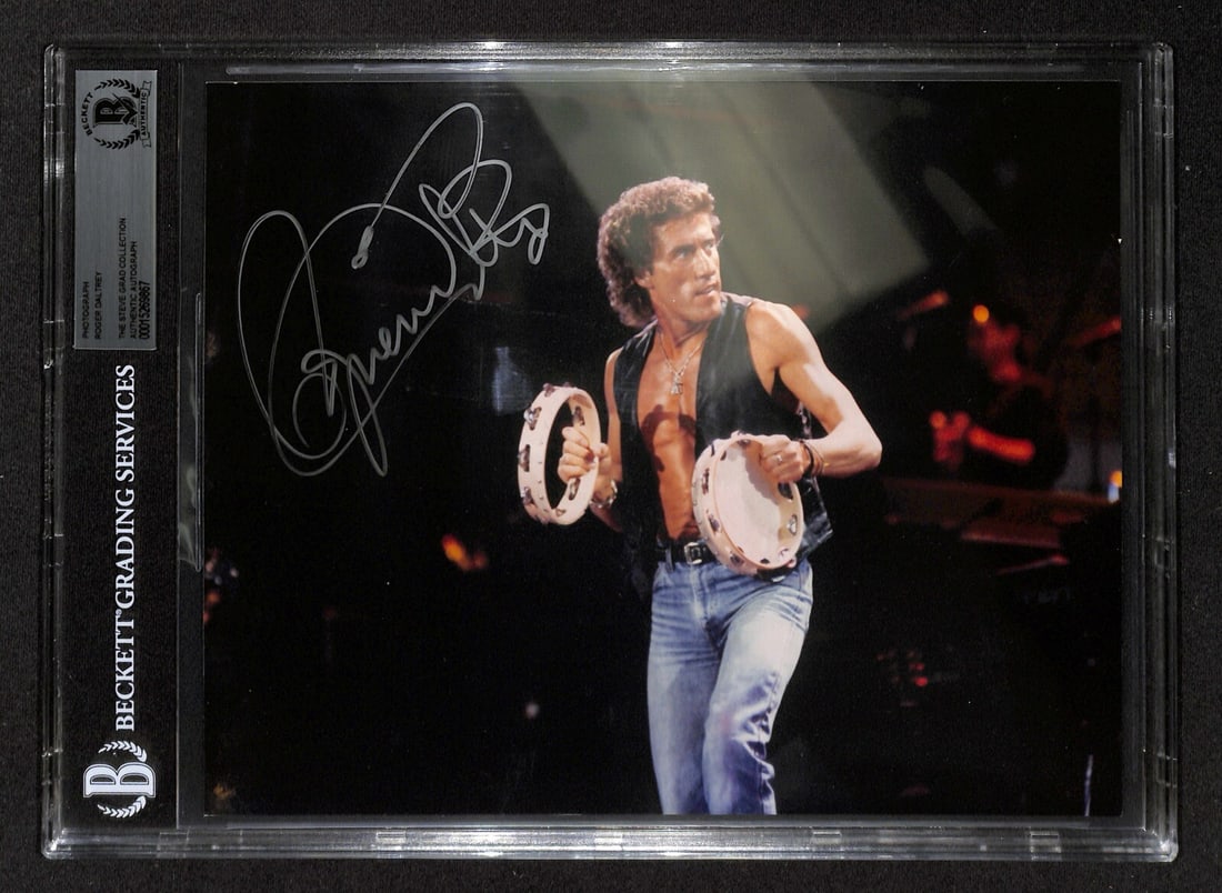 Roger Daltrey Signed 8x10 Photograph Beckett Authenticated: Roger Daltrey Signed 8x10 Photograph Beckett Authenticated This autographed 8x10 photograph features the legendary Roger Daltrey, lead singer of The Who, and is signed in silver permanent marker. The