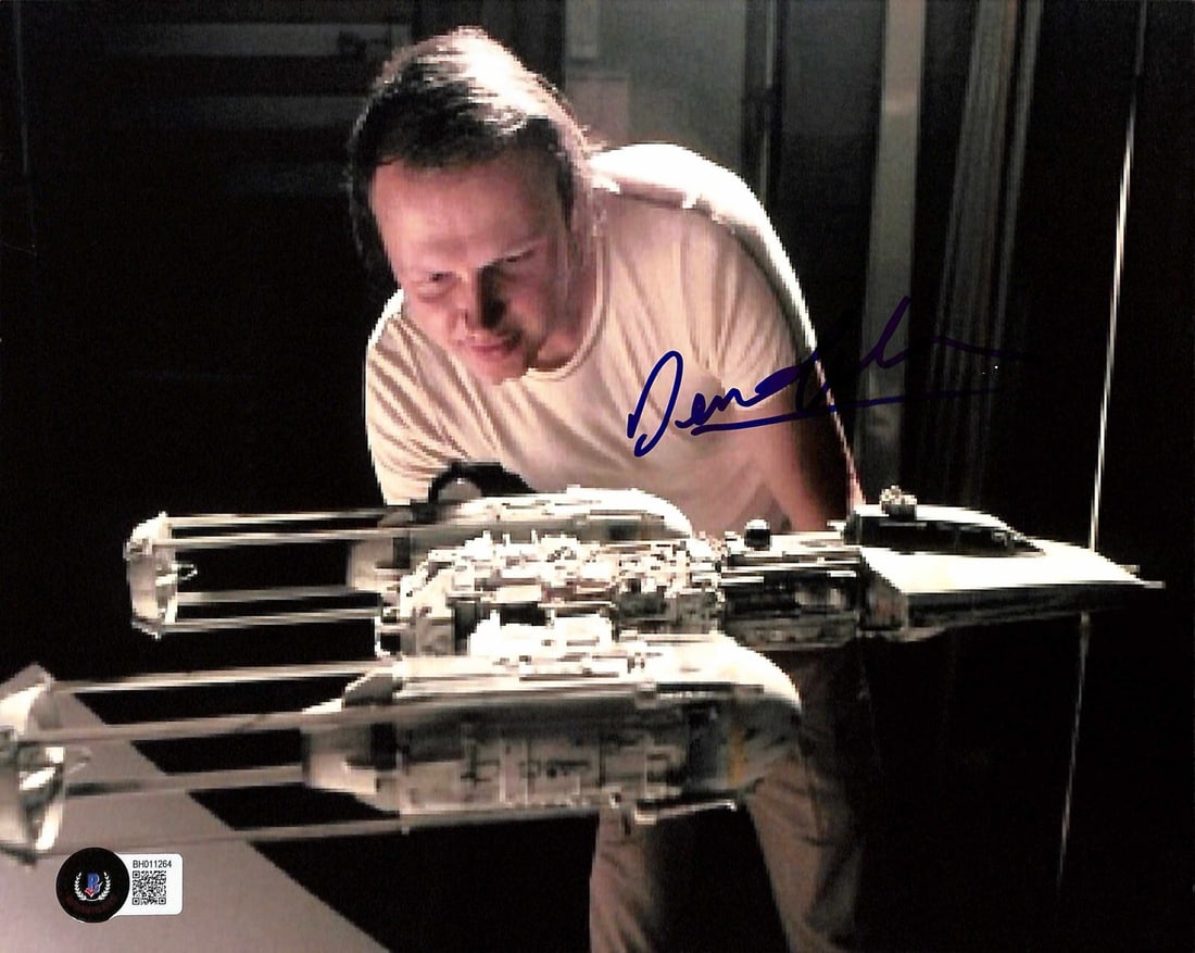 Dennis Muren Signed 8x10 Star Wars Photograph Beckett Authenticated: Dennis Muren Signed 8x10 Star Wars Photograph Beckett Authenticated This is an original 8x10 photograph signed by ILM visual effects artist Dennis Muren, renowned for his work on all three of the orig