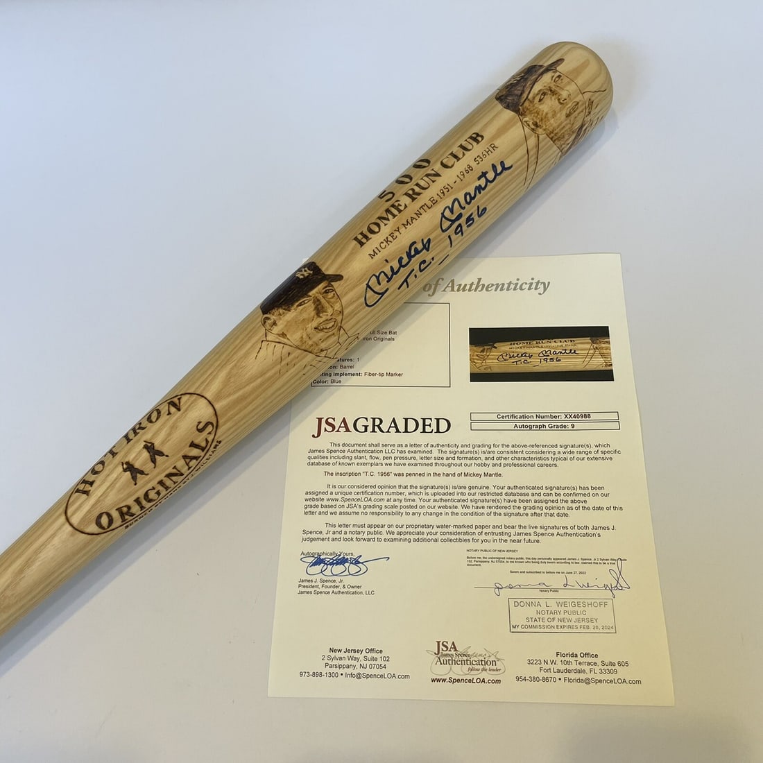 Mickey Mantle Signed Baseball Bat Triple Crown 1956 JSA MINT 9: Mickey Mantle Signed Baseball Bat Triple Crown 1956 JSA MINT 9 Celebrate the legendary career of Mickey Mantle with this stunning signed baseball bat. This collectible features unique commemorative ar
