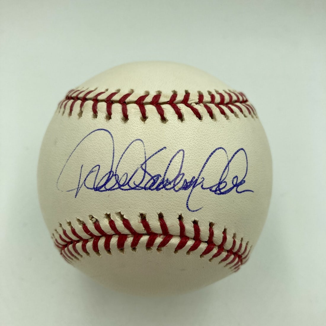 Derek Jeter Signed MLB Ball with Steiner COA: Derek Jeter Signed MLB Ball with Steiner COA This is an original Major League Baseball signed by the legendary player Derek Sanderson Jeter. It comes with a Steiner Sports Certificate of Authenticity,