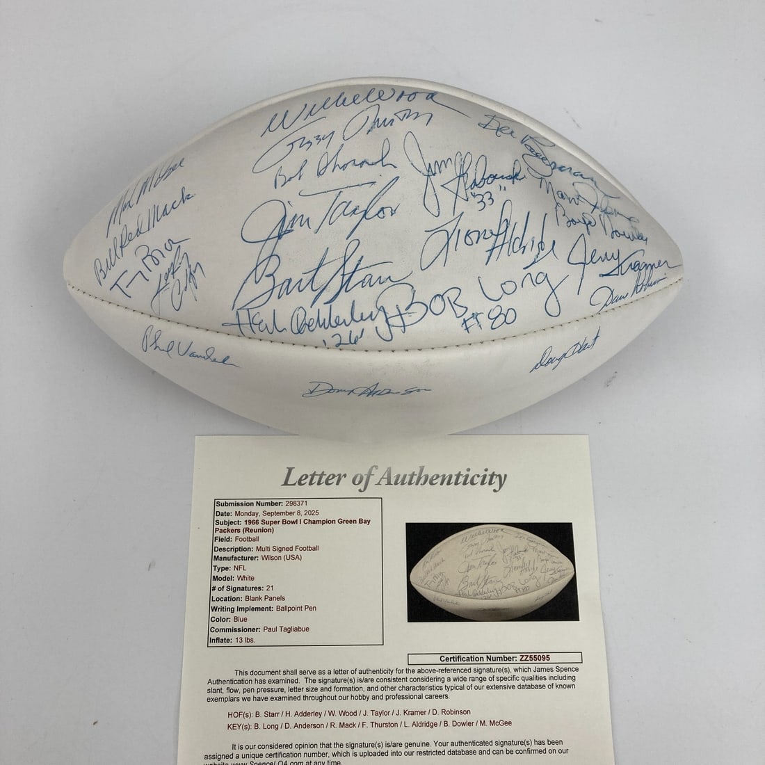 1966 Green Bay Packers Signed Football with 21 Signatures JSA COA: 1966 Green Bay Packers Signed Football with 21 Signatures JSA COA Celebrate the historic achievement of the 1966 Green Bay Packers with this Super Bowl 1 Champions team-signed football. This authentic