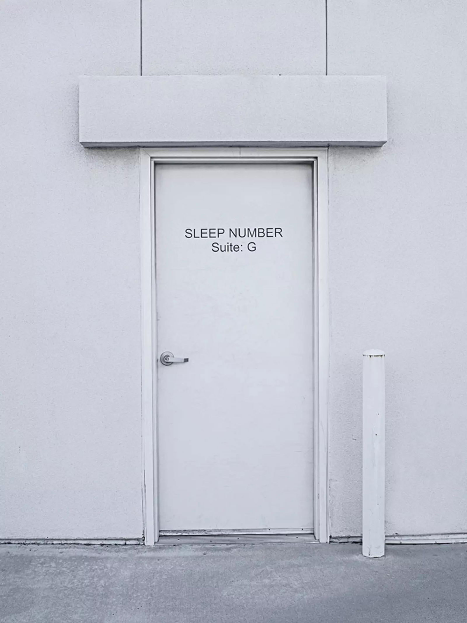 Suite G Nr 3 Photography 32 x 24 Edition of 10 by Lika Brutyan: Suite G Nr 3 Photography 32 x 24 Edition of 10 by Lika Brutyan "Suite: G Nr 3" is a stunning archival pigment print by Lika Brutyan, measuring 32" x 24". Created in 2018, this piece showcases contempo