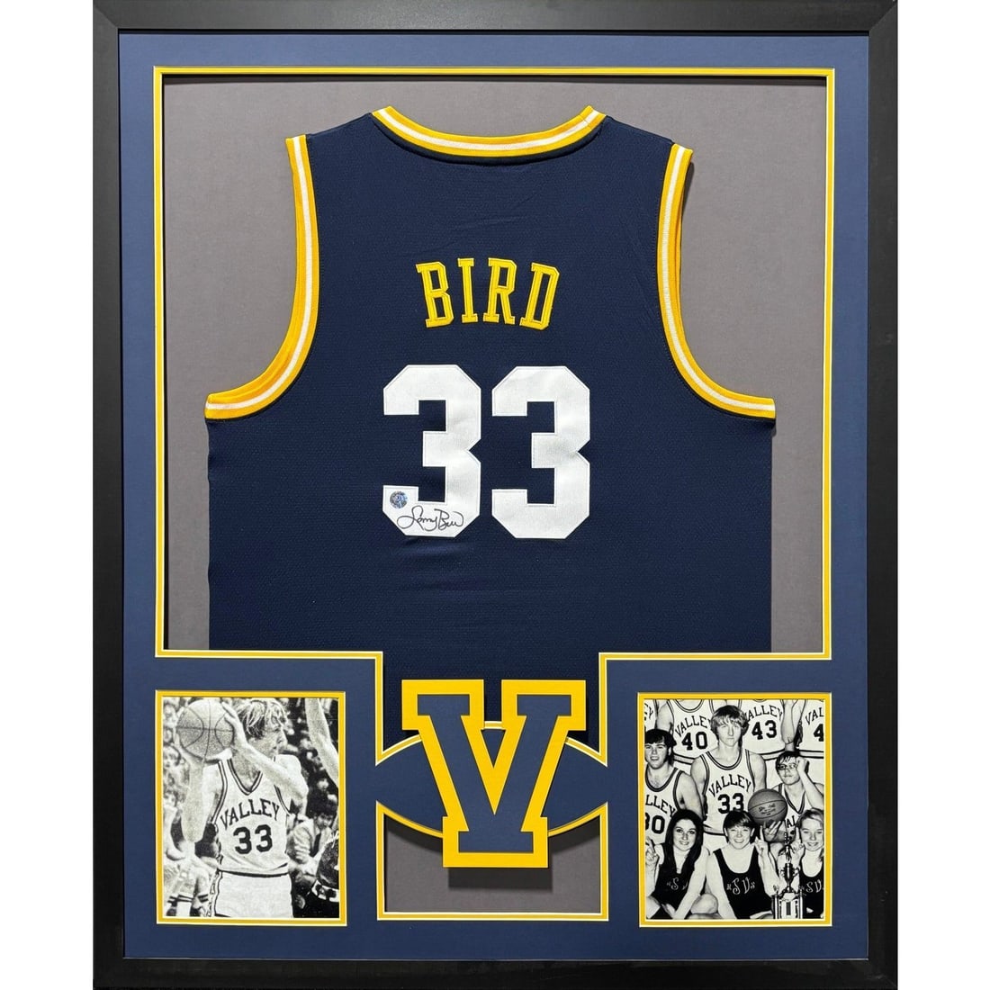 Larry Bird Autographed Framed Celtics Jersey Beckett Authenticated 42x34: Larry Bird Autographed Framed Celtics Jersey Beckett Authenticated 42x34 This is a framed, autographed Larry Bird high school jersey, showcasing the legendary player's connection to the Celtics. Authe