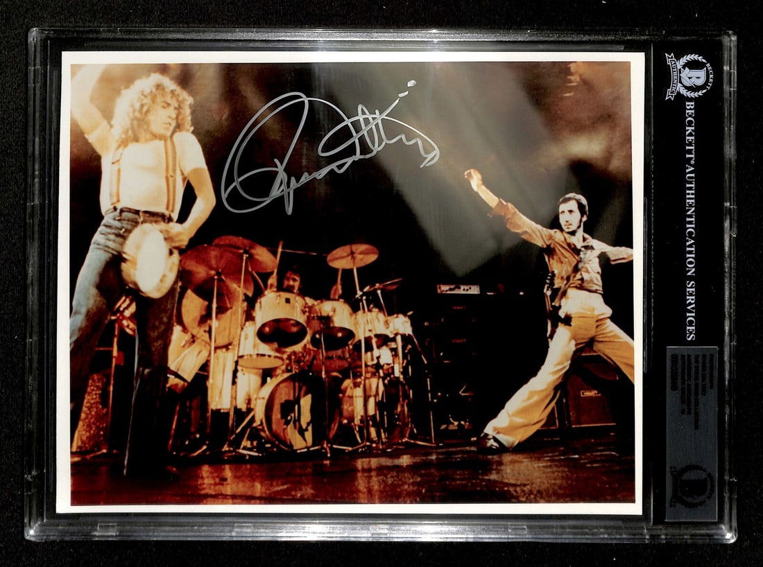 Roger Daltrey autographed 8x10 photograph with Beckett grade 10 slab: Roger Daltrey autographed 8x10 photograph with Beckett grade 10 slab This is an original 8x10 photograph autographed by Roger Daltrey of The Who. The signature, done in silver permanent marker, has be