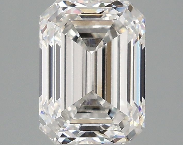 Loose Diamond - EMERALD 2.07ct E VS1: Loose Diamond - EMERALD 2.07ct E VS1 Source: This is a real non-mined Diamond that has been grown in a lab Shape: EMERALD Carats: 2.07 Color: E Clarity: VS1 Certification: IGI Video: Video Link