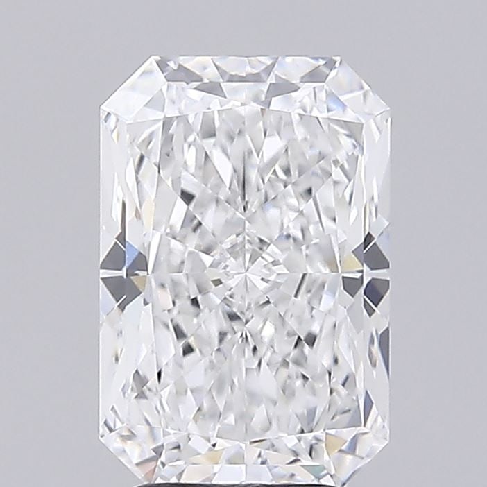 Loose Diamond - RADIANT 3.22ct E VVS1: Loose Diamond - RADIANT 3.22ct E VVS1 Source: This is a real non-mined Diamond that has been grown in a lab Shape: RADIANT Carats: 3.22 Color: E Clarity: VVS1 Certification: IGI Video: