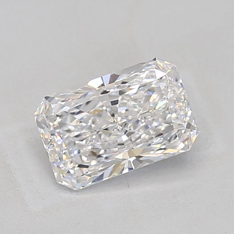 Loose Diamond - RADIANT 4.08ct D IF: Loose Diamond - RADIANT 4.08ct D IF Source: This is a real non-mined Diamond that has been grown in a lab Shape: RADIANT Carats: 4.08 Color: D Clarity: IF Certification: IGI Video: