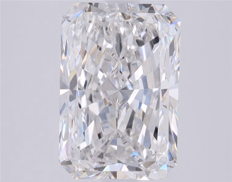 Loose Diamond - RADIANT 5.67ct E VS1: Loose Diamond - RADIANT 5.67ct E VS1 Source: This is a real non-mined Diamond that has been grown in a lab Shape: RADIANT Carats: 5.67 Color: E Clarity: VS1 Certification: IGI Video: