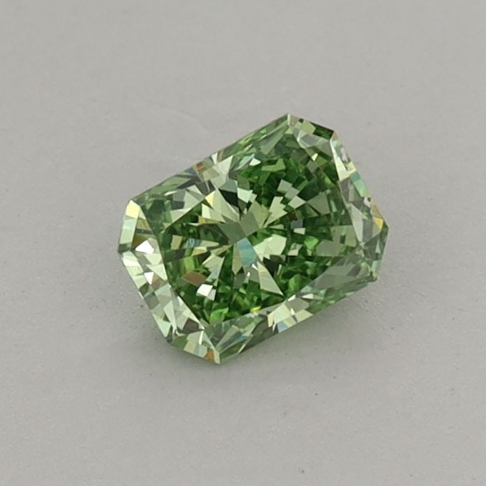 Loose Diamond - RADIANT 0.38ct Fancy Vivid Green VS1: Loose Diamond - RADIANT 0.38ct Fancy Vivid Green VS1 Source: This is a real non-mined Diamond that has been grown in a lab Shape: RADIANT Carats: 0.38 Color: Fancy Vivid Green Certification: IGI Video