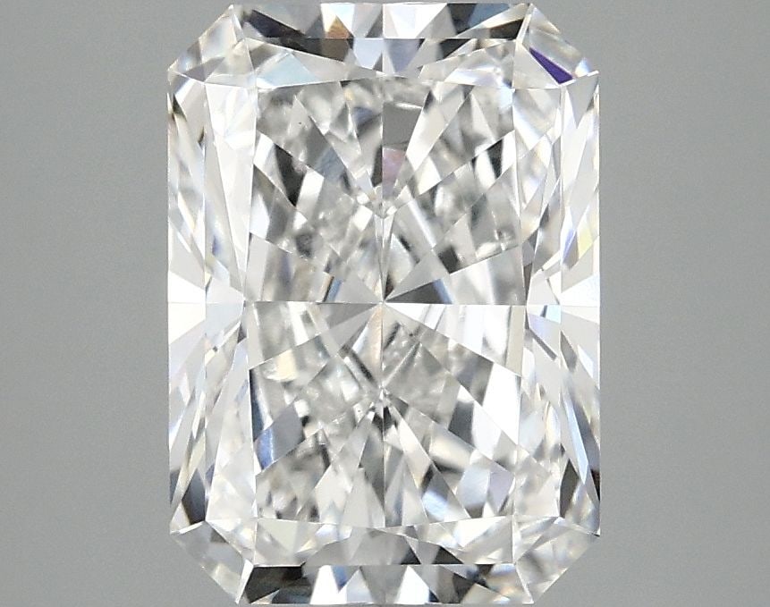 Loose Diamond - RADIANT 3.03ct E VVS2: Loose Diamond - RADIANT 3.03ct E VVS2 Source: This is a real non-mined Diamond that has been grown in a lab Shape: RADIANT Carats: 3.03 Color: E Clarity: VVS2 Certification: IGI Video: