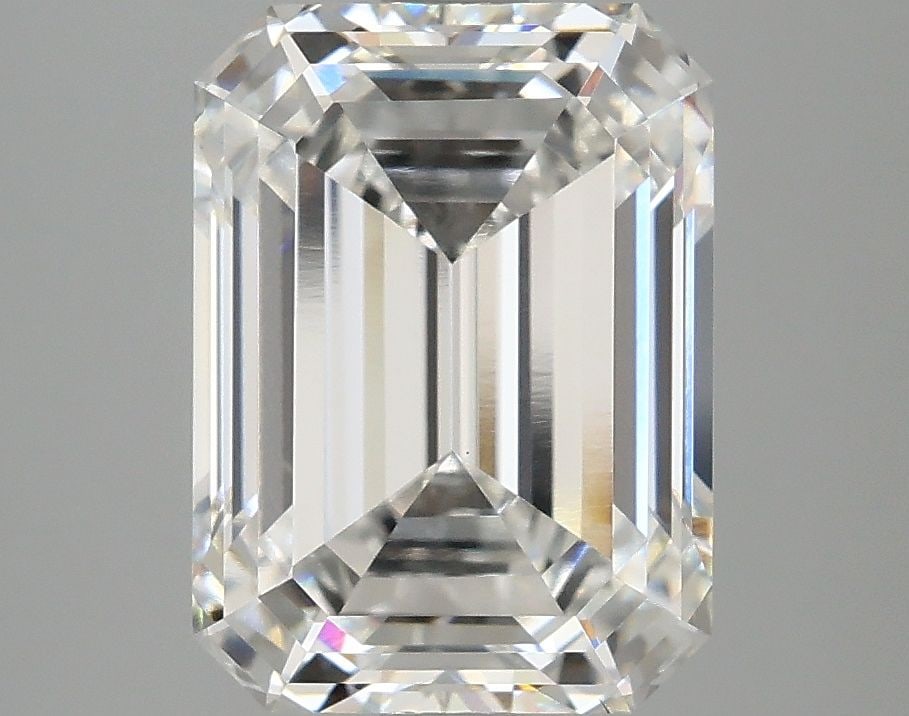 Loose Diamond - EMERALD 4.1ct F VS1: Loose Diamond - EMERALD 4.1ct F VS1 Source: This is a real non-mined Diamond that has been grown in a lab Shape: EMERALD Carats: 4.1 Color: F Clarity: VS1 Certification: IGI Video: