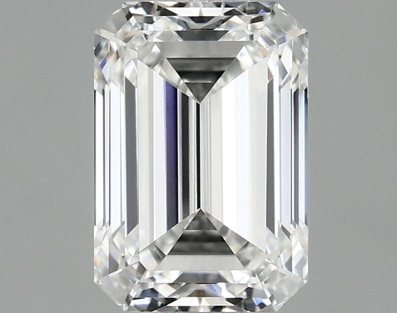 Loose Diamond - EMERALD 0.97ct E VVS2: Loose Diamond - EMERALD 0.97ct E VVS2 Source: This is a real non-mined Diamond that has been grown in a lab Shape: EMERALD Carats: 0.97 Color: E Clarity: VVS2 Certification: IGI Video: