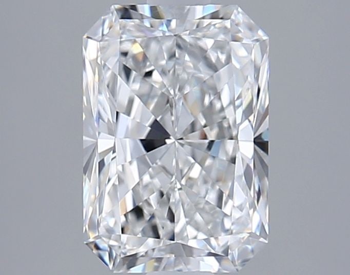 Loose Diamond - RADIANT 2.01ct E VS1: Loose Diamond - RADIANT 2.01ct E VS1 Source: This is a real non-mined Diamond that has been grown in a lab Shape: RADIANT Carats: 2.01 Color: E Clarity: VS1 Certification: GIA Video: