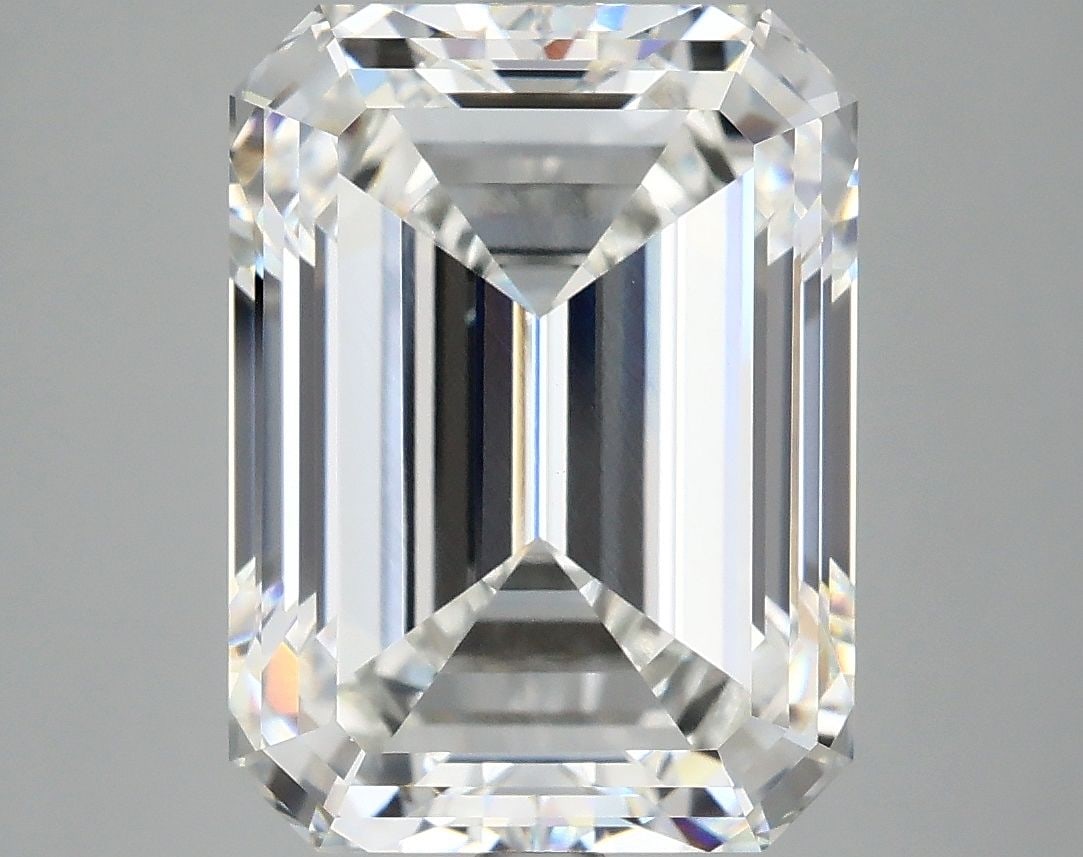 Loose Diamond - EMERALD 6.87ct F VVS2: Loose Diamond - EMERALD 6.87ct F VVS2 Source: This is a real non-mined Diamond that has been grown in a lab Shape: EMERALD Carats: 6.87 Color: F Clarity: VVS2 Certification: IGI Video: