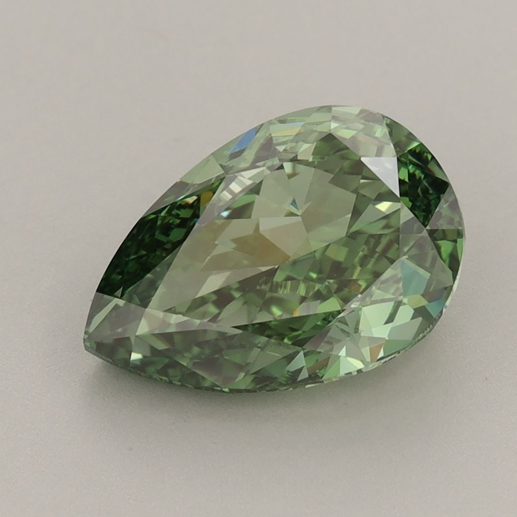 Loose Diamond - PEAR 3.2ct Fancy Vivid Green VS1: Loose Diamond - PEAR 3.2ct Fancy Vivid Green VS1 Source: This is a real non-mined Diamond that has been grown in a lab Shape: PEAR Carats: 3.2 Color: Fancy Vivid Green Certification: IGI Video: