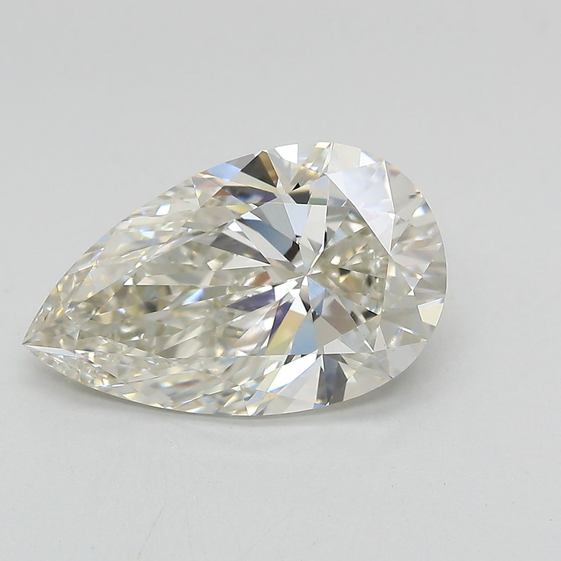Loose Diamond - PEAR 5.17ct I VS1: Loose Diamond - PEAR 5.17ct I VS1 Source: This is a real non-mined Diamond that has been grown in a lab Shape: PEAR Carats: 5.17 Color: I Clarity: VS1 Certification: IGI Video: