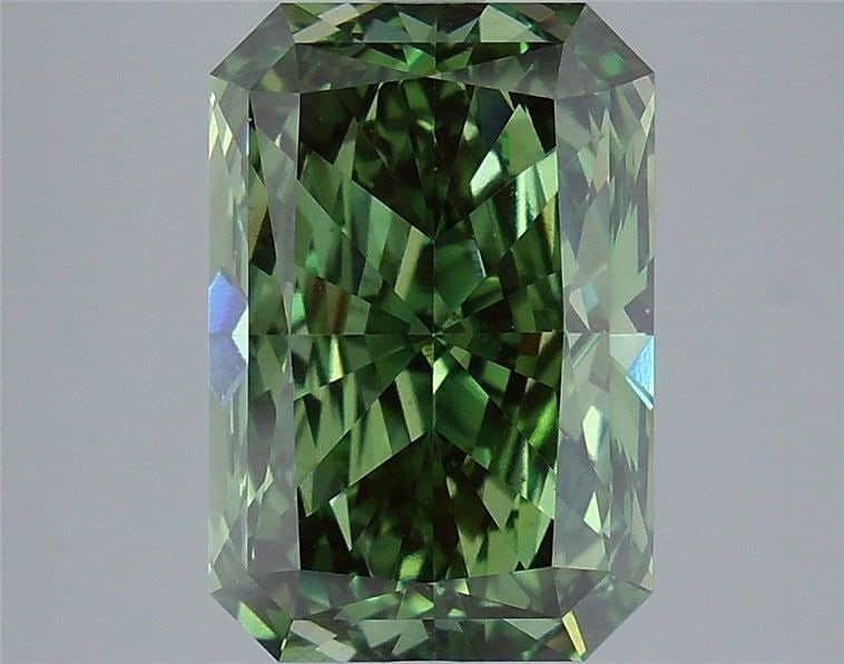 Loose Diamond - RADIANT 5.02ct Fancy Vivid Green VS1: Loose Diamond - RADIANT 5.02ct Fancy Vivid Green VS1 Source: This is a real non-mined Diamond that has been grown in a lab Shape: RADIANT Carats: 5.02 Color: Fancy Vivid Green Certification: IGI Video