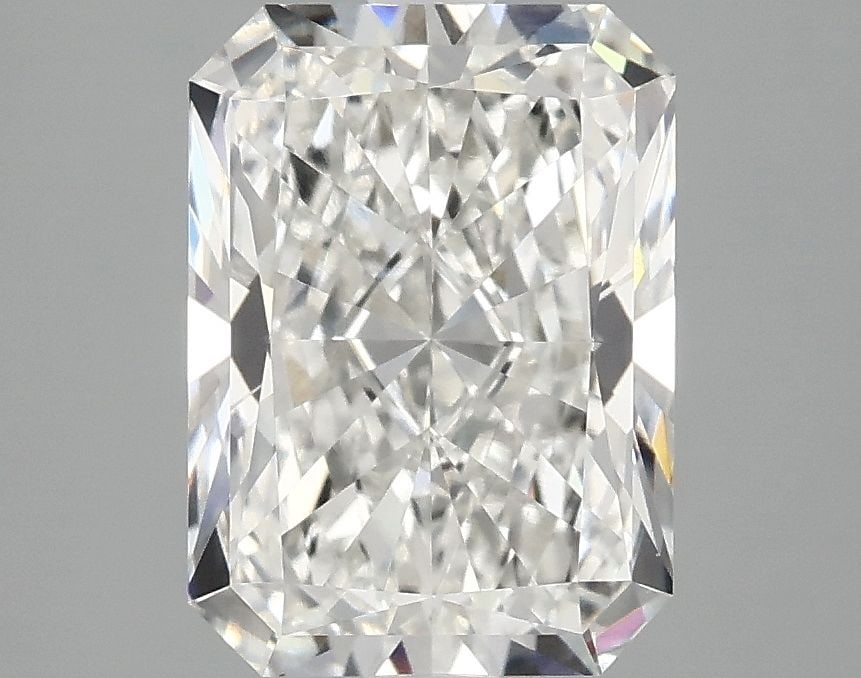 Loose Diamond - RADIANT 3.1ct G VVS2: Loose Diamond - RADIANT 3.1ct G VVS2 Source: This is a real non-mined Diamond that has been grown in a lab Shape: RADIANT Carats: 3.1 Color: G Clarity: VVS2 Certification: IGI Video: Video Link